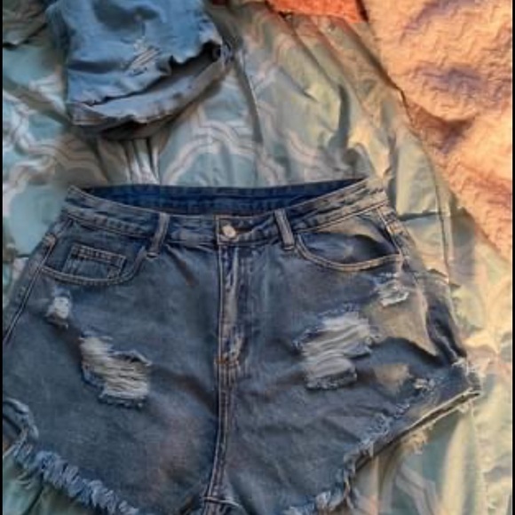 Jeans and hoodies! - Picture 6 of 10